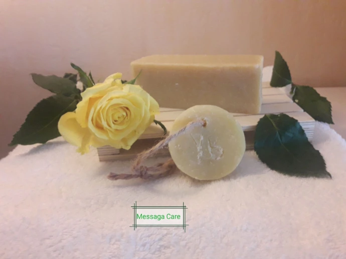 Savon au lait de coco naturel à Dijon proposé par Messaga Care pour le soin doux de la peau.